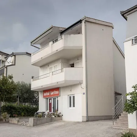 Apartamento Andelka With Swimming Pool Split