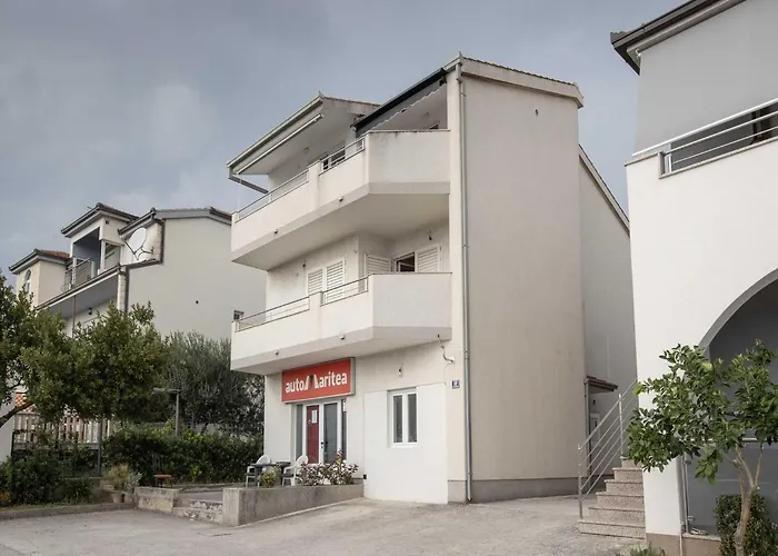 Apartament Andelka With Swimming Pool Split